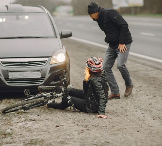 Botsing auto met fiets